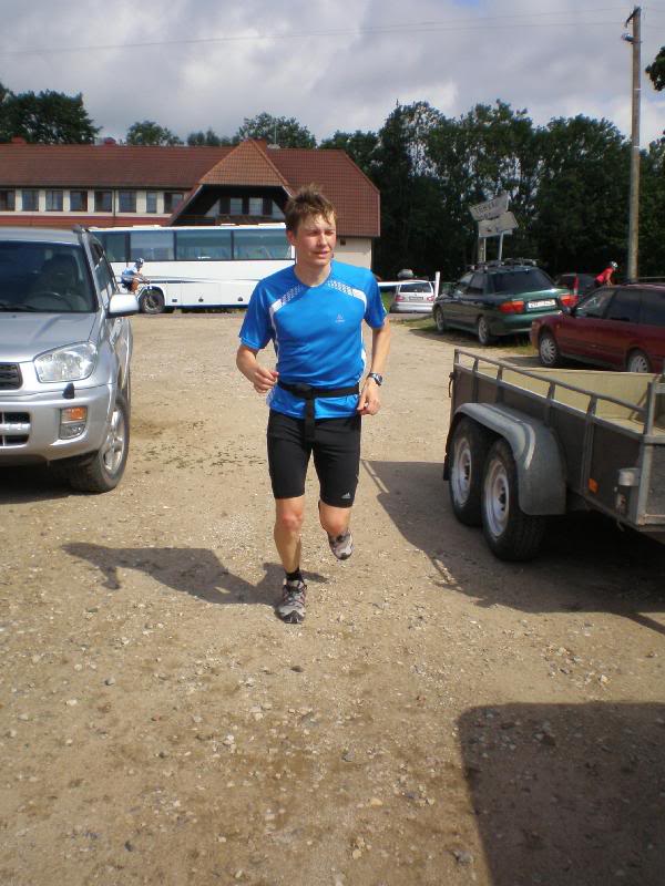 juoksua, Karupesa takana