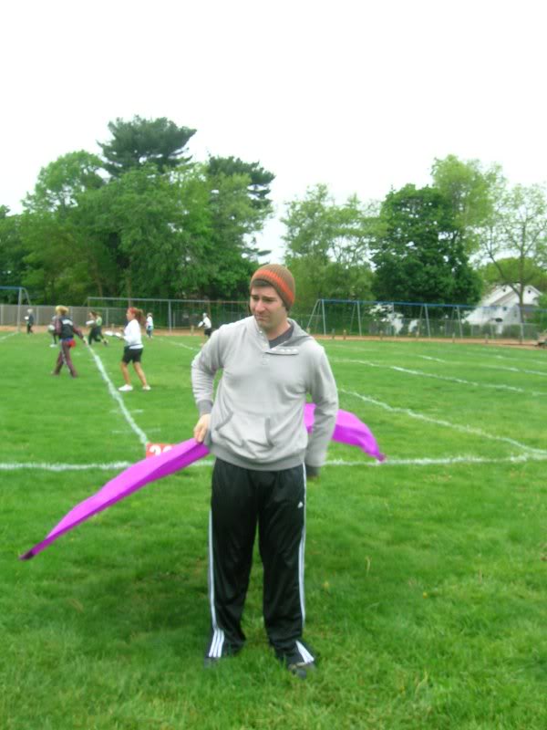 (08) Curtis & the chain flag