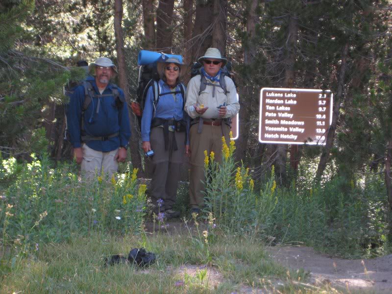 MountianMinstre l, Cindy, and John all nice and clean as...