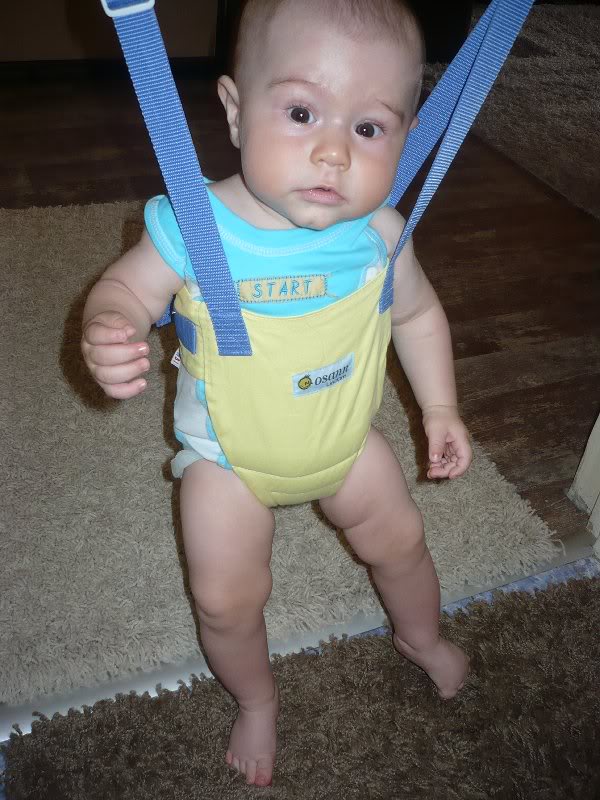 ce-o face sor`mea aia acolo?!