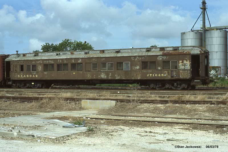 SAL_J71048_MW_H W_pass_Tampa_FL _060378