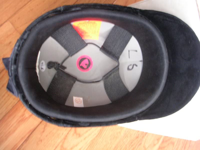Hunt cap inside