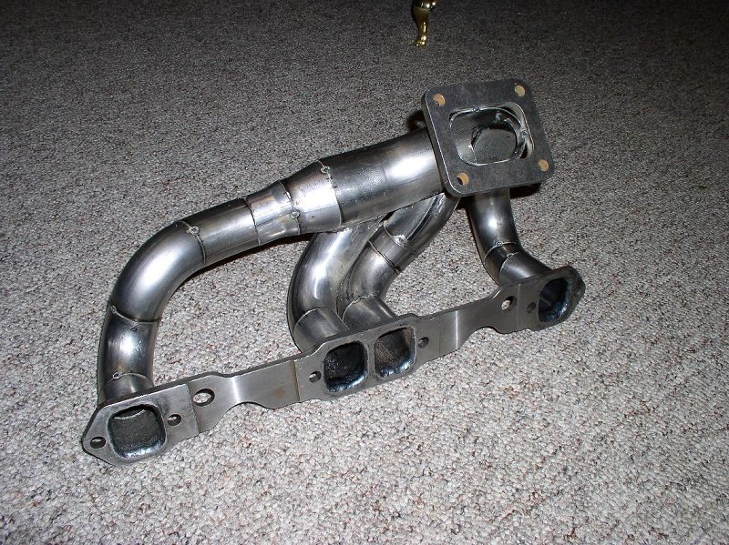 Drivers side turbomanifold