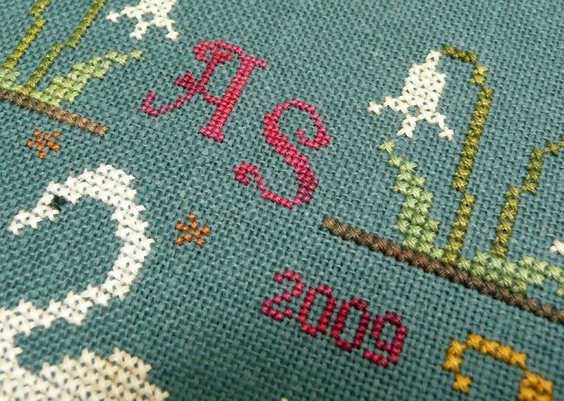 Fancy Work-Quaker Swan Case detail