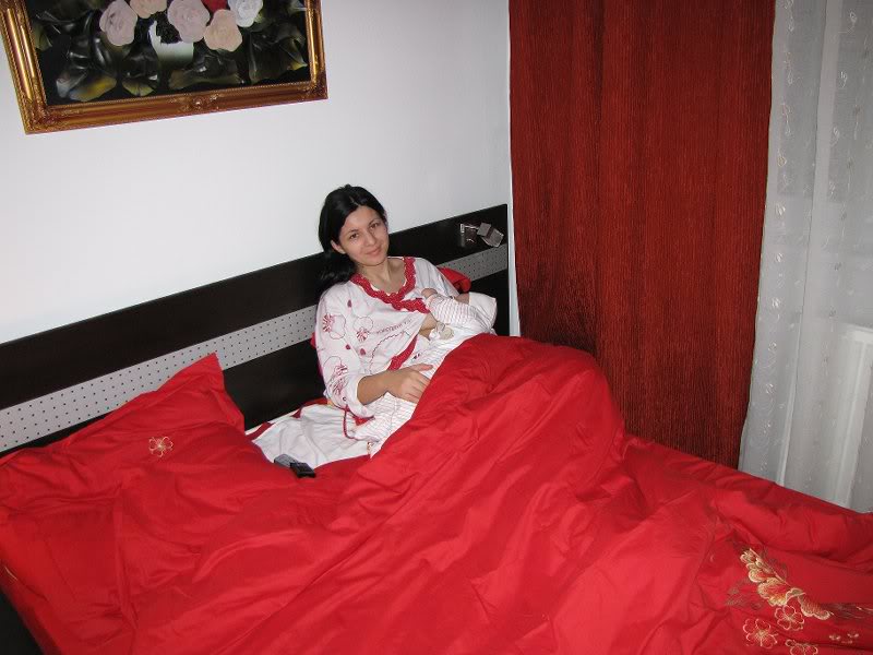 nu deranjati!!!... .servesc masa....