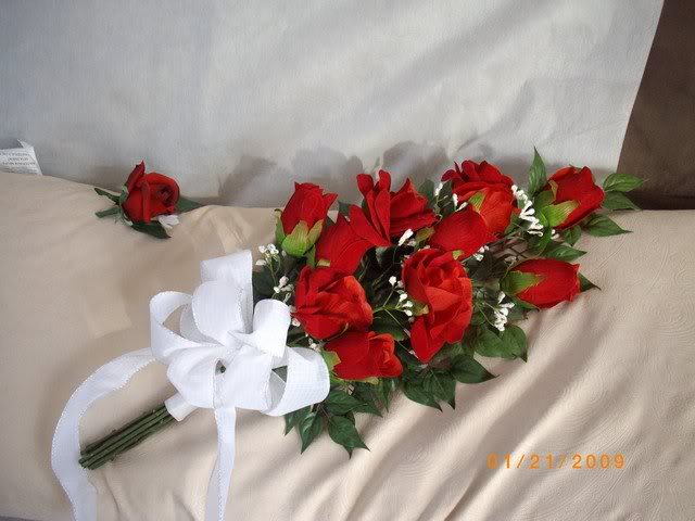 Traditional Arm Bouquet