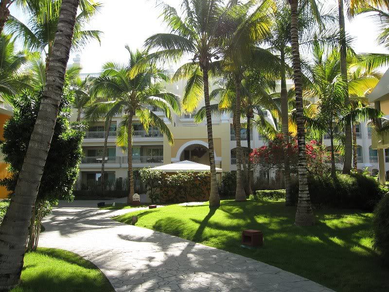 view of the Grand from the Bavaro side, mostly swim-up ...