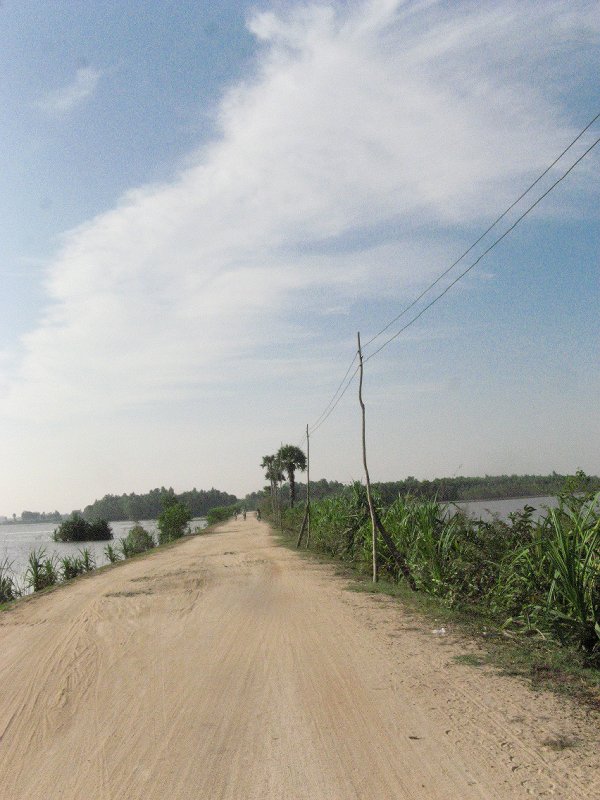 Svay Rieng - Road to Angkor-Era Temple