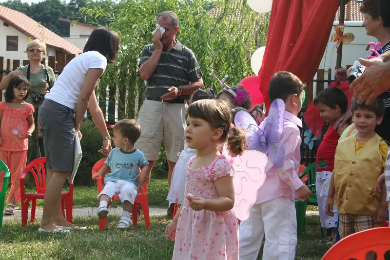 Prima serbare la gradi - fluturas