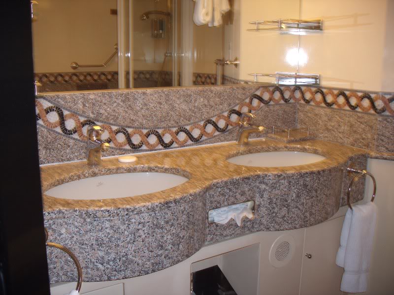 014 7317 bathroom