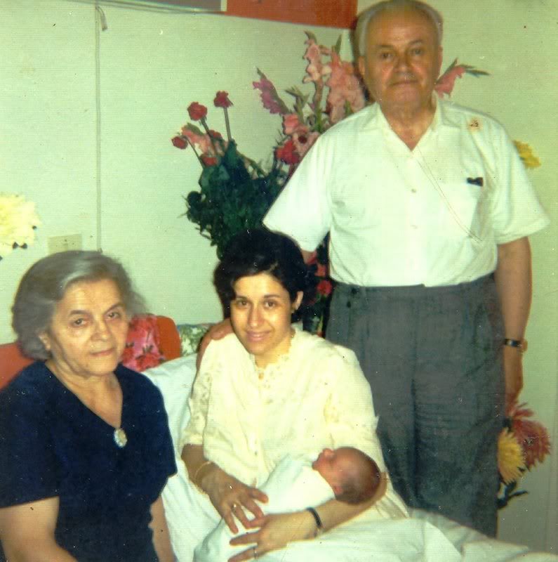 6 Jorgo Litua me gruan dhe nusen e djalit