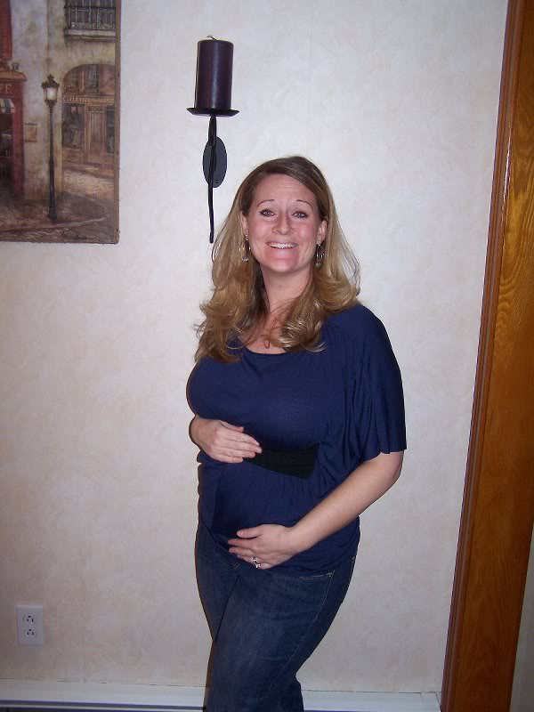 week 18 baby bump 003
