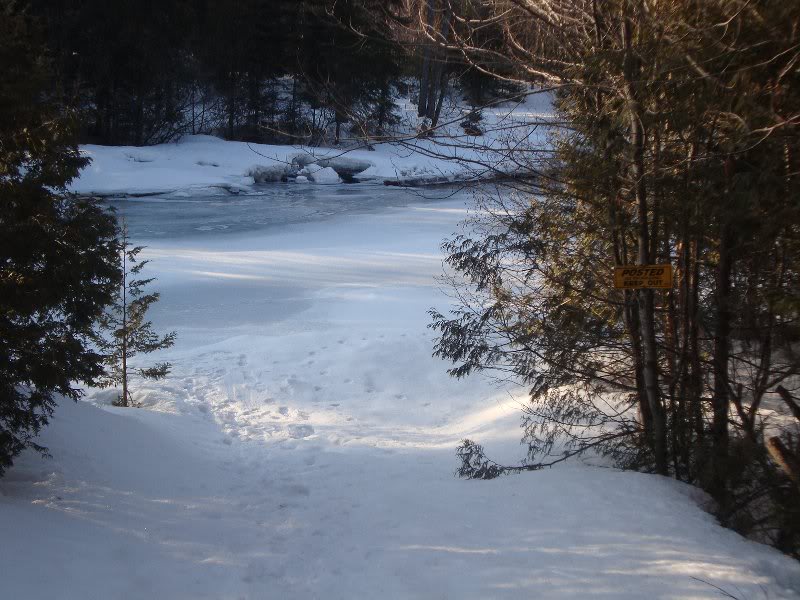 Posted sign .... 200 yards before the old bridge