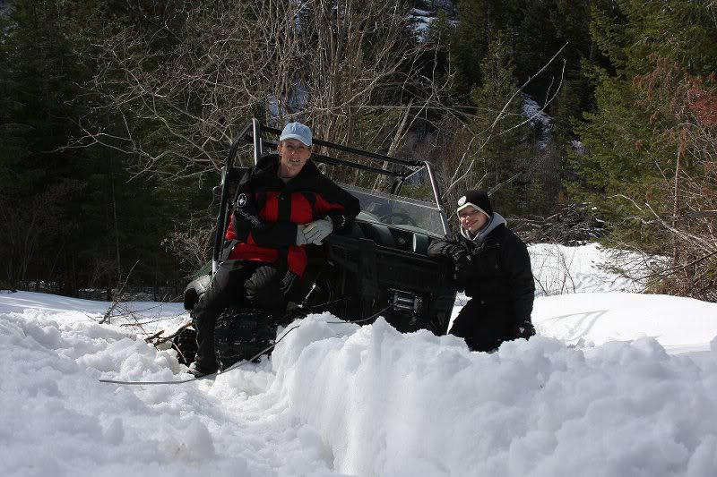 Carey and Kodie Stuck Rhino 4-5-09 IMG_9425