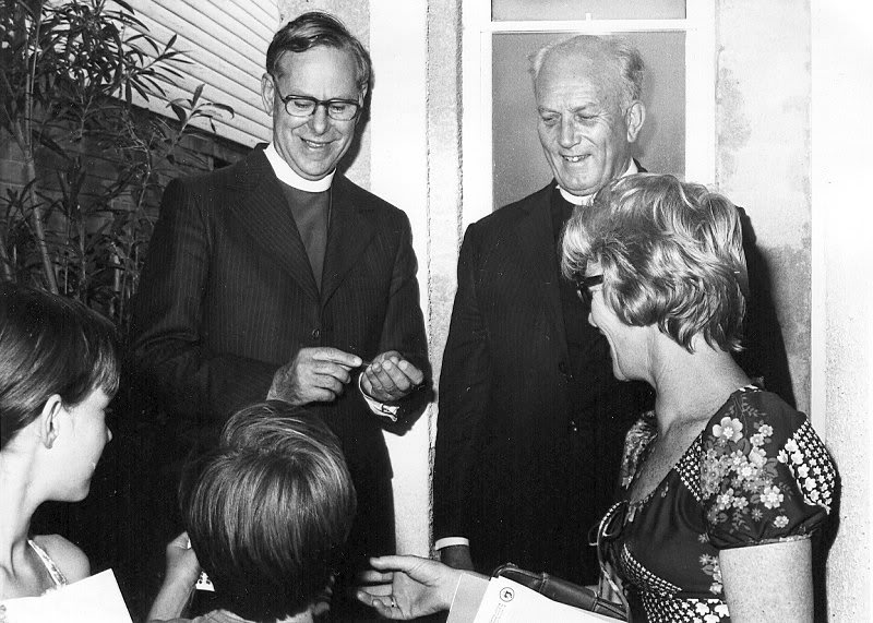 1976-Carinya Opening-March