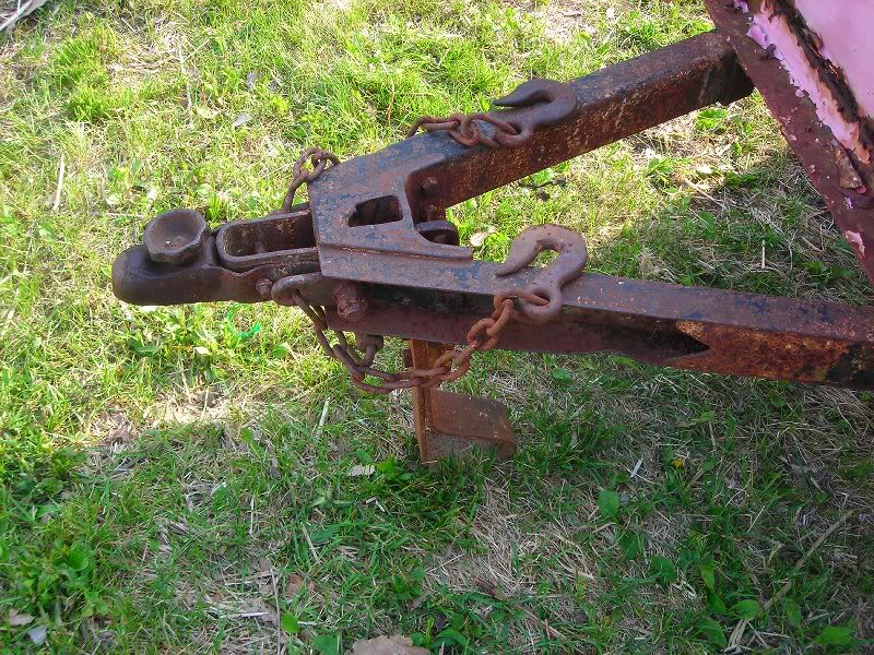 hitch and safety chains