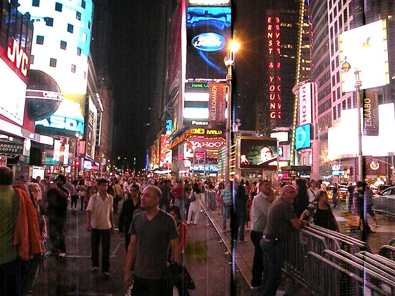 DSCN9786-Lookin g South again. Recruitment Station is on...