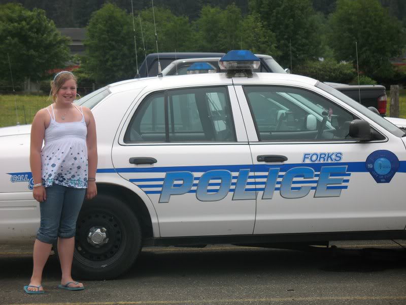 Forks Police Station where Charlie Swan works