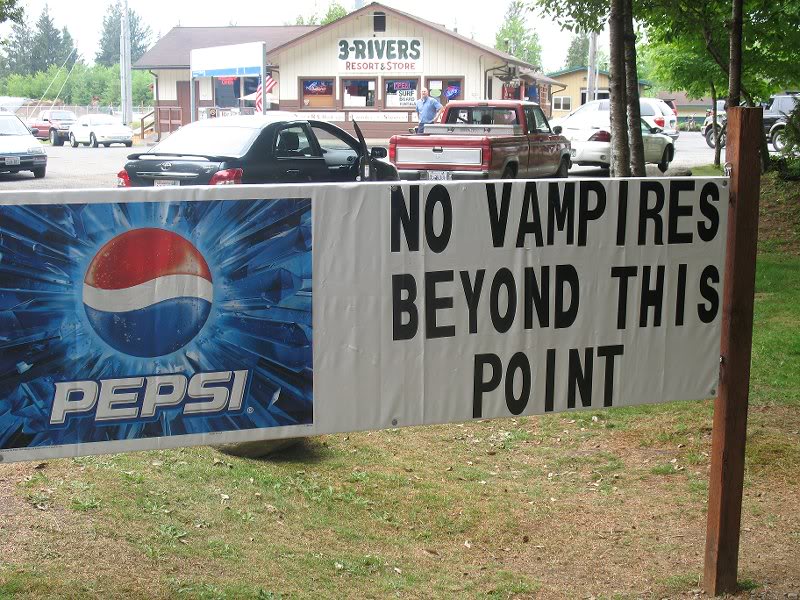 Sign entering La Push