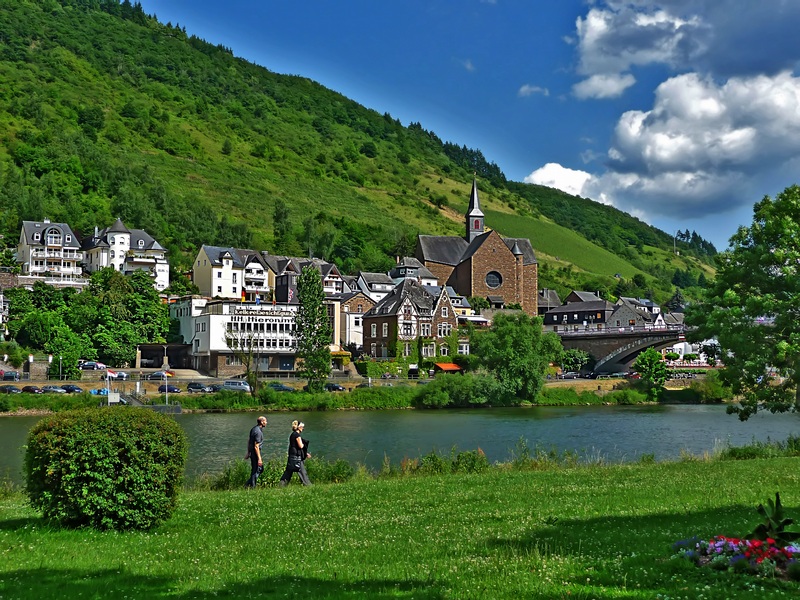 On the Mosel river banks