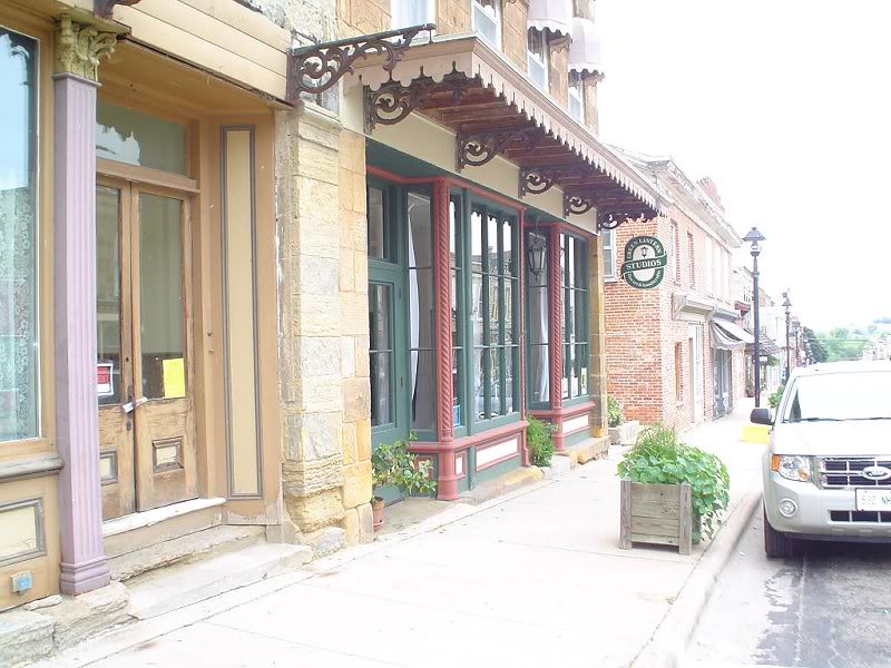 Palace Theater Min Pt