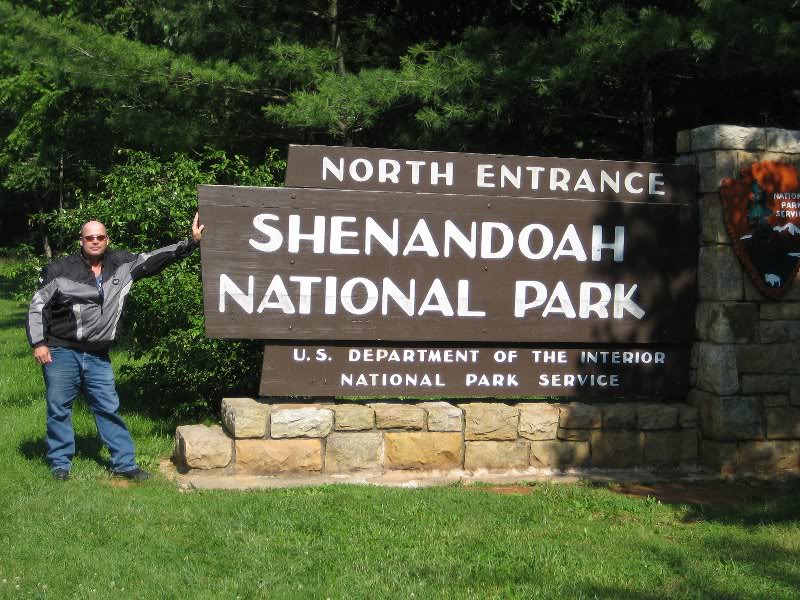 Day 1e to Fontana- Bob @ Skyline drive entrance