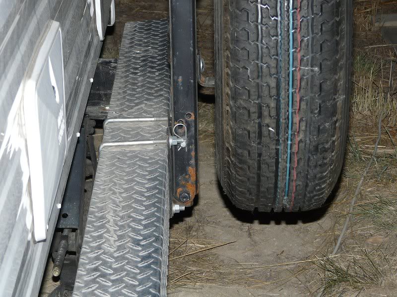 04rusty spare carrier