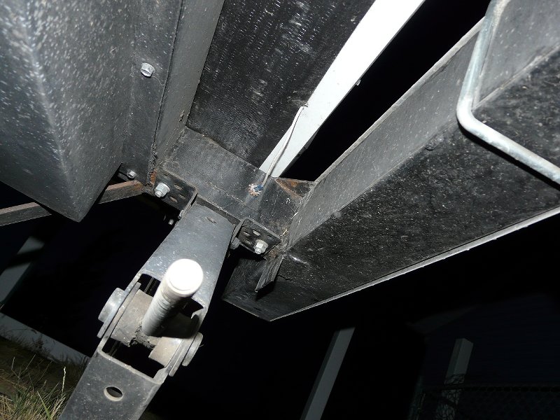 05Underneath old bumper-right side