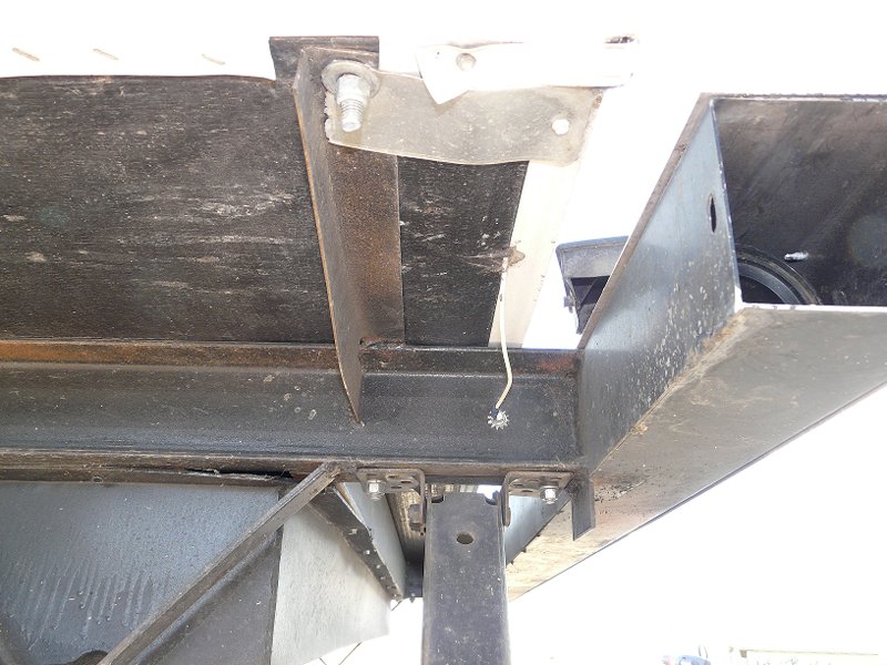 09Left side with rust