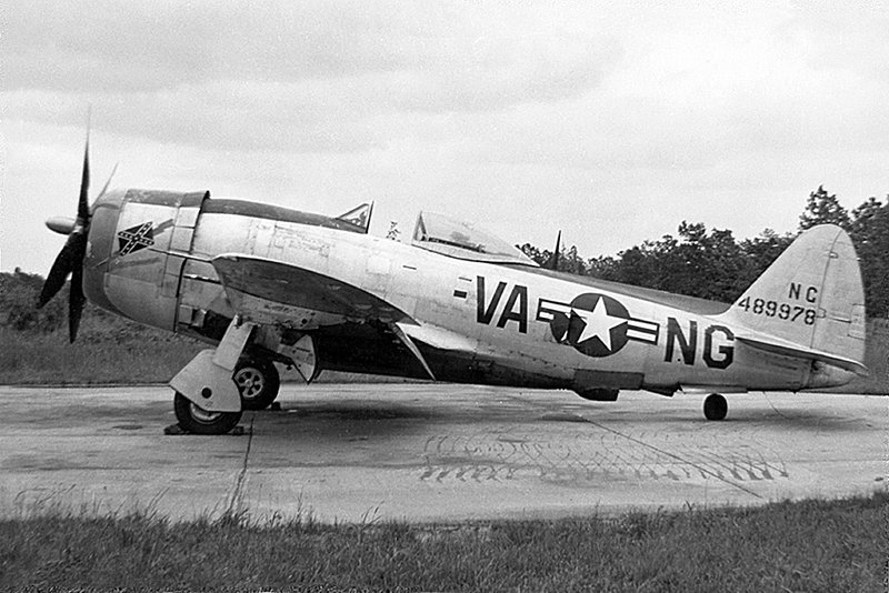 Va_ANG_P47D_489 978_010A