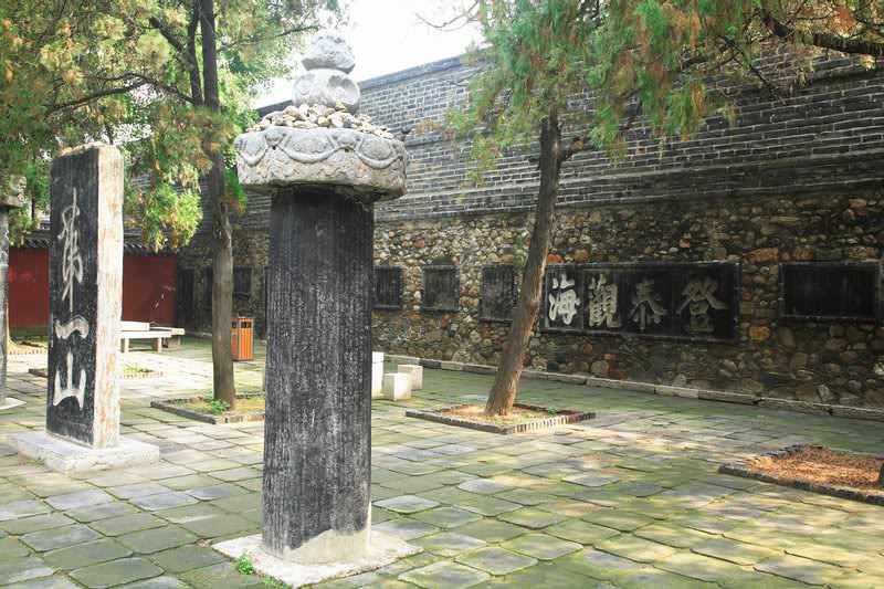 ���q�D���N����� ����s���I���|�� �j�����B