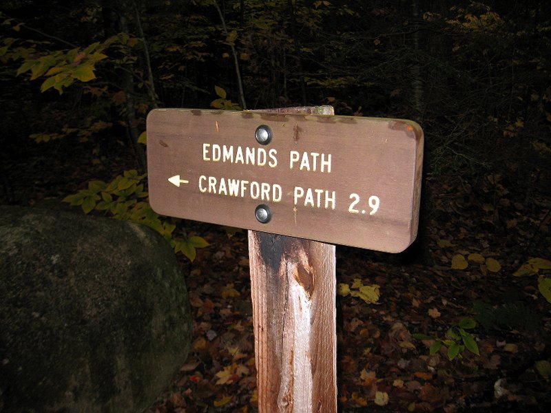 Edmands Path Trailhead