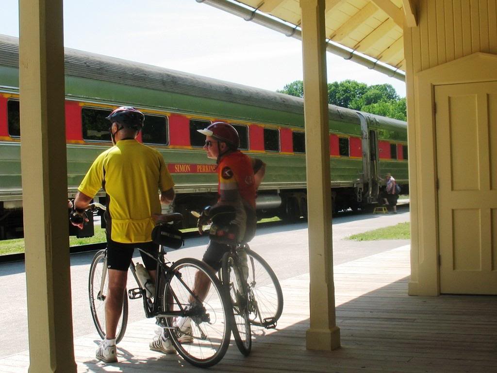 Mixed Modes at Brecksville Station