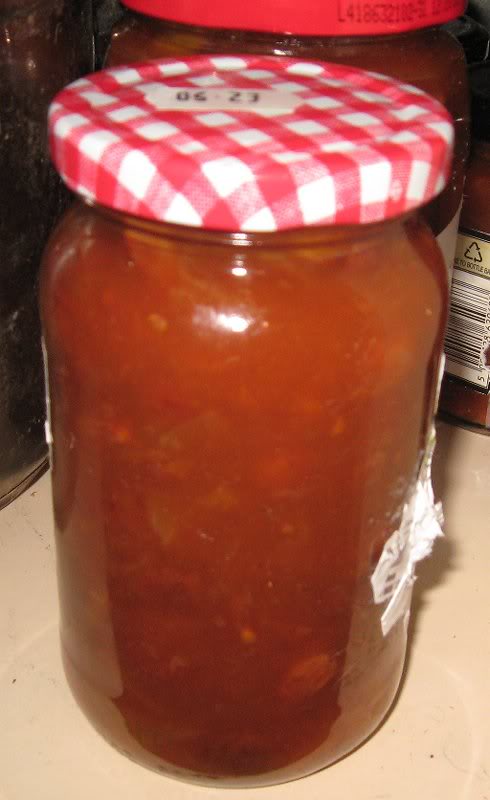 Apple & Tomato Chutney bottled - 20.9.09