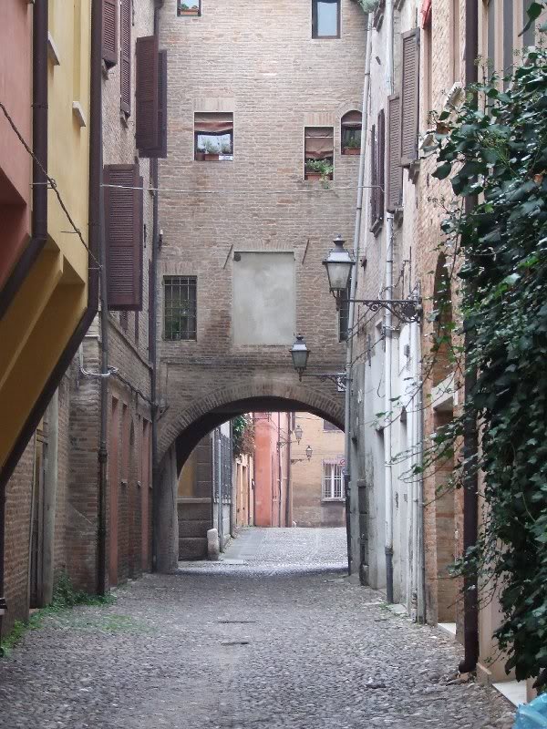 Via Capo delle Volte