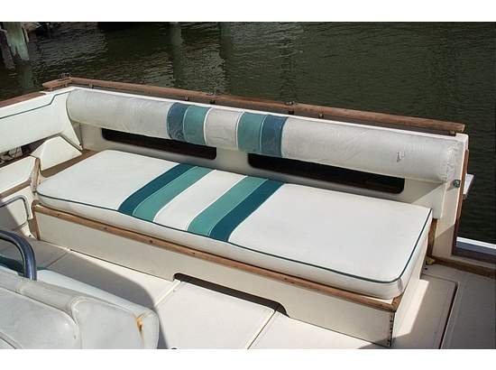 Sea Ray 300DA 1988 8