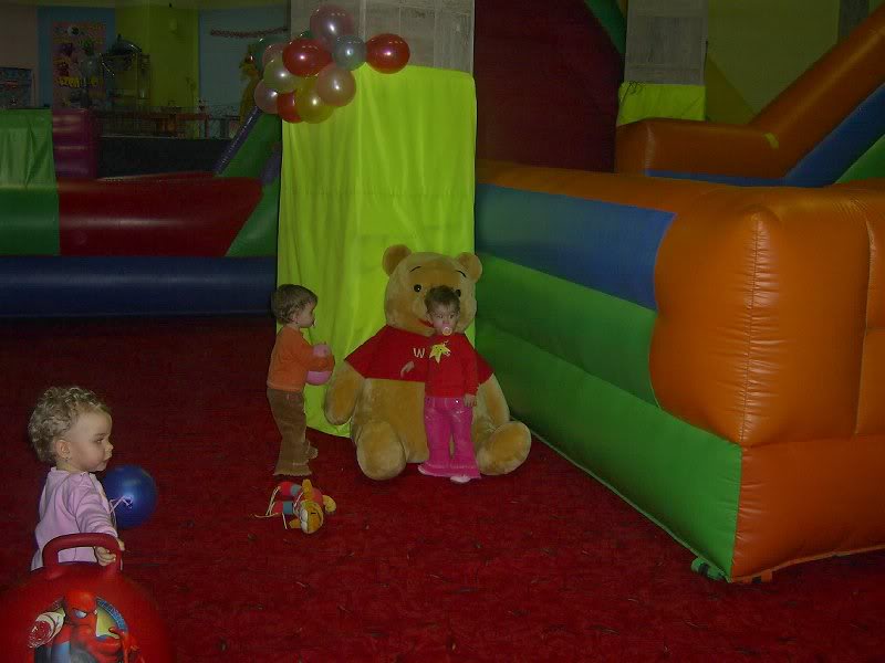 Noi suntem tripletele "Tzontzo trio vip star"