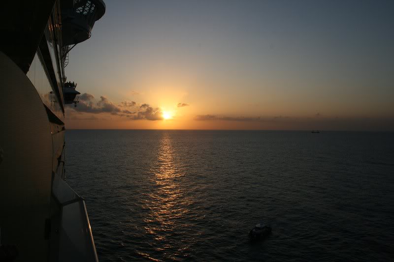 OOTS 308 - Un coucher de soleil �� St-Marteen