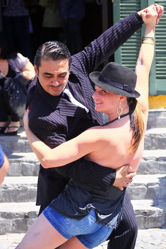 Just smile and dance! La Boca, Buenos Aires