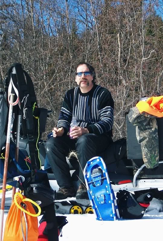 Carl sings a ballad of the Great Lakes