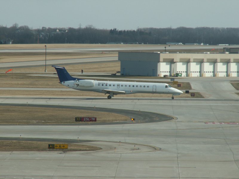 Chautauqua Airlines ERJ-140