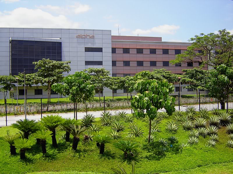 Ayala's Hallmark: Great Landscaped Grounds
