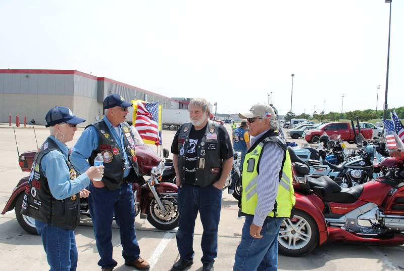 Beth,Larry,Haro ld & Mike