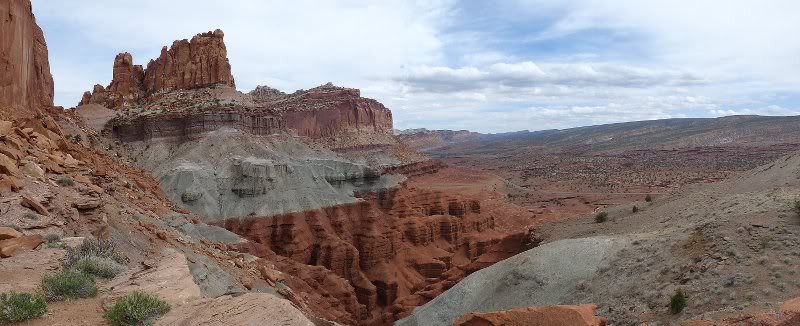 chimney rock loop panorama to SE