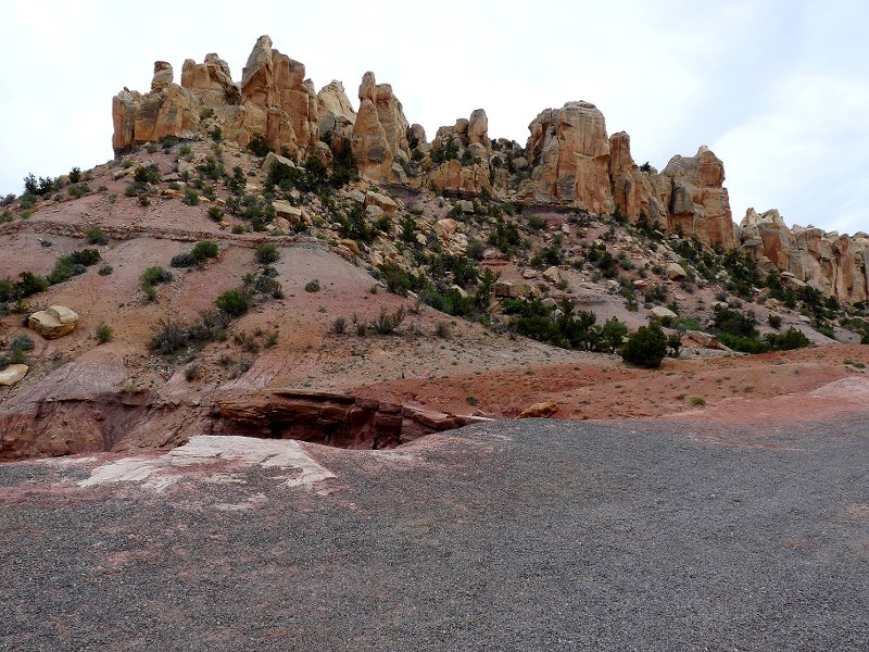 escalante view along burr trail