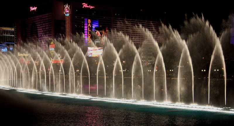 Bellagio fountain 1