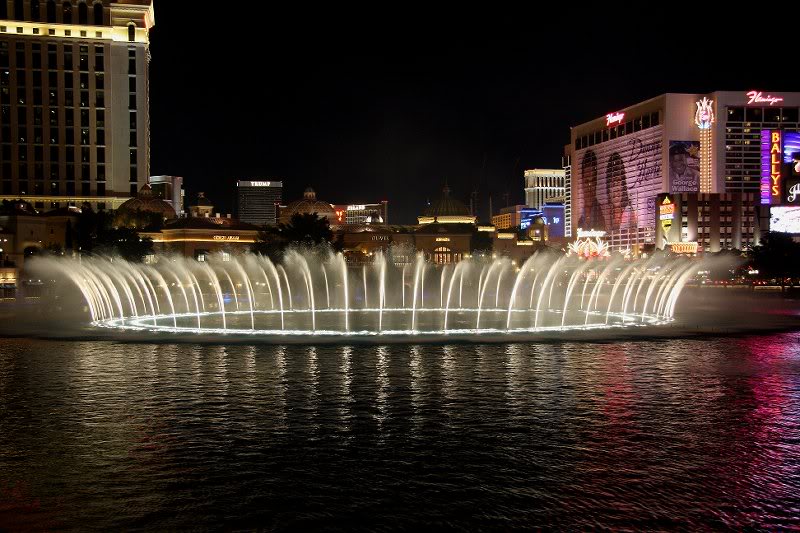 Bellagio fountain 5
