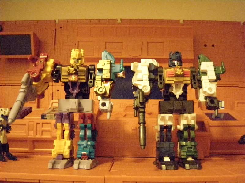 Teletraan-1: Dinoforce, Dinoking, Monstructor