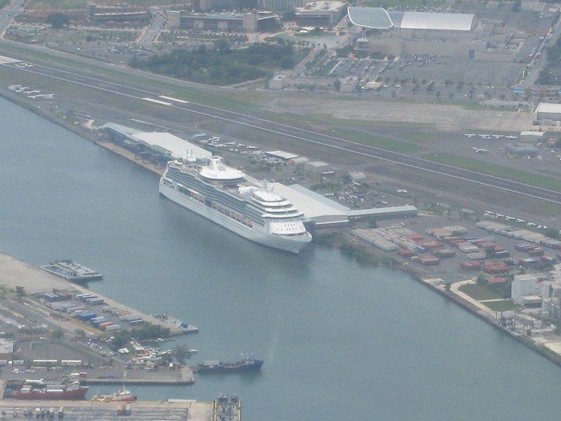 Serenade from the airplane