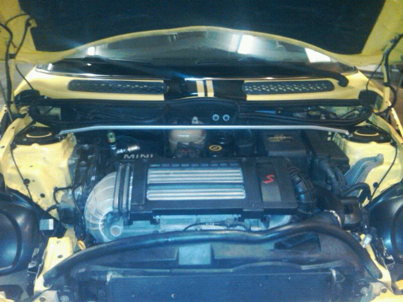 Mini Cooper Strut Brace